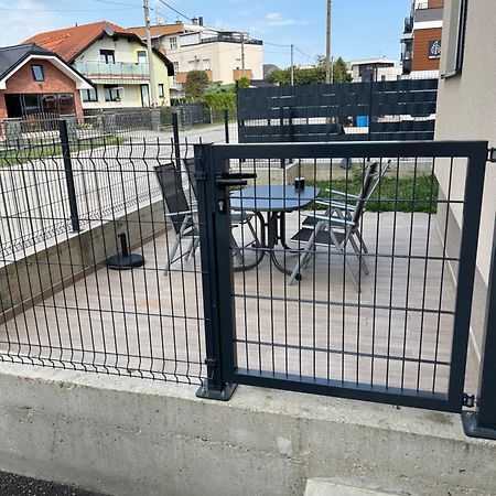Ad Apartment Загреб Екстериор снимка